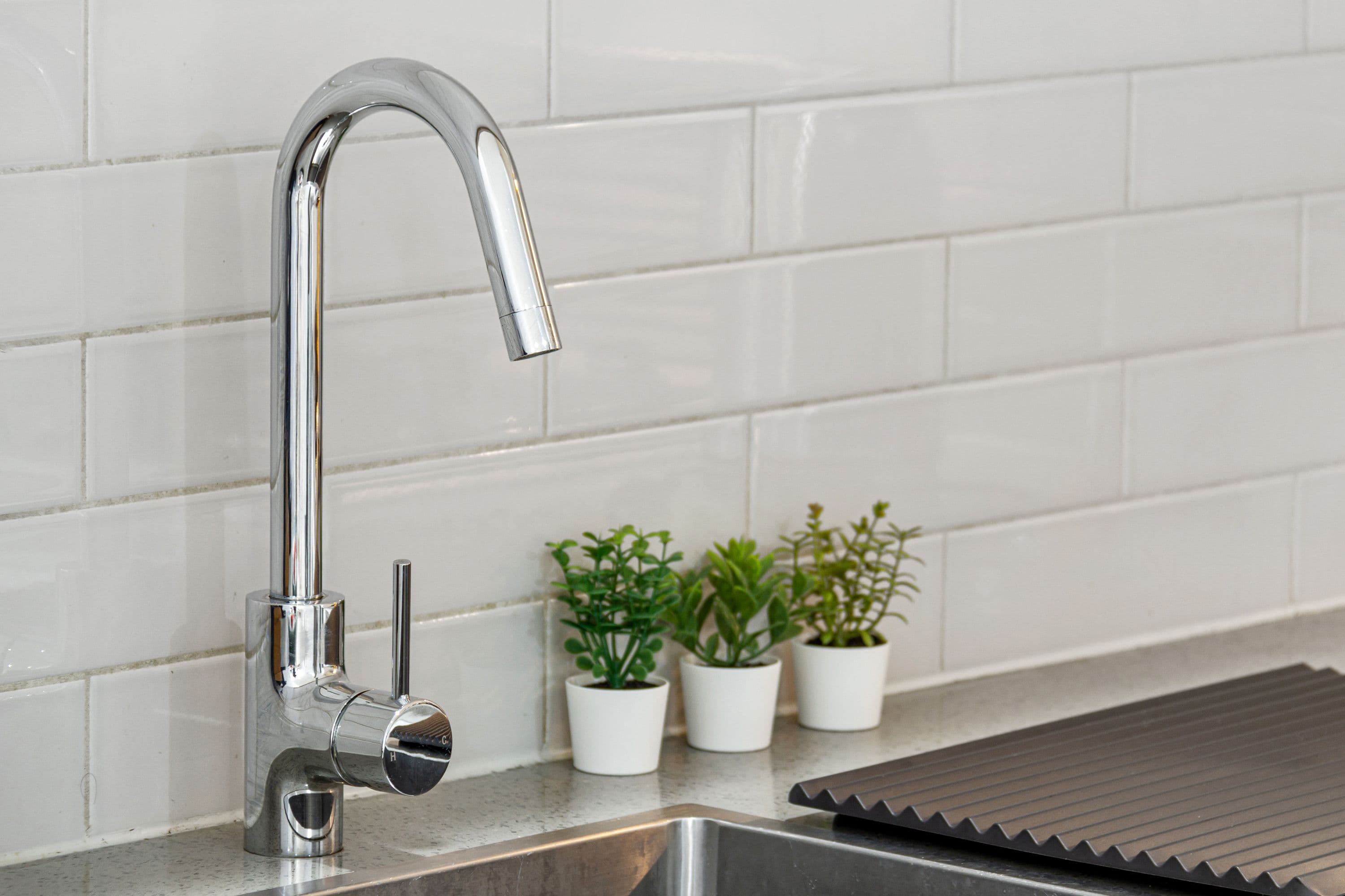Kitchen faucet replace